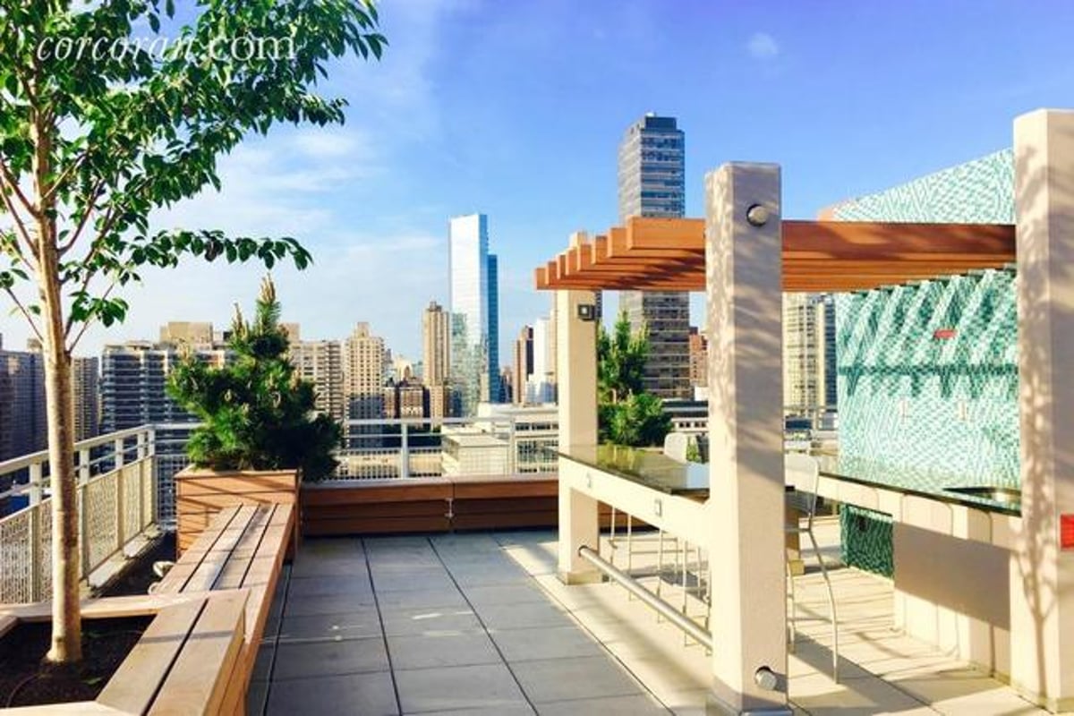 Photo for The Hudson Condominiums - 225 West 60th Street Condominium in Upper West Side, Manhattan