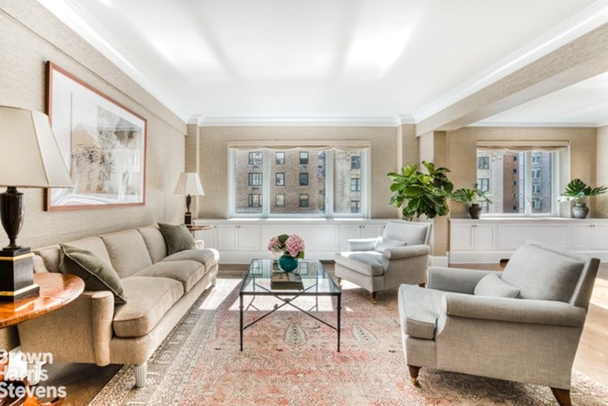 Photo for 530 Park Avenue - 530 Park Avenue Condominium in Upper East Side, Manhattan