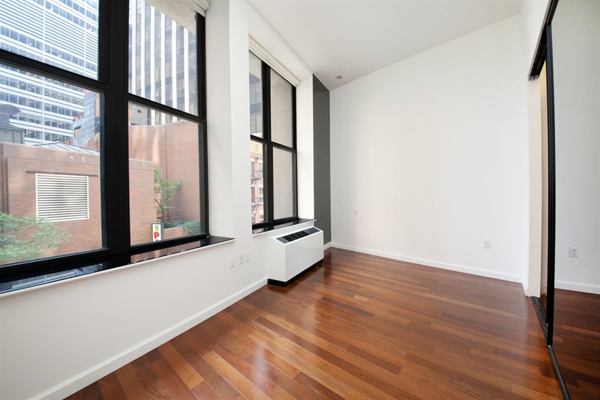 Photo for Cocoa Exchange - 1 Wall Street Court Condominium in Financial District, Manhattan