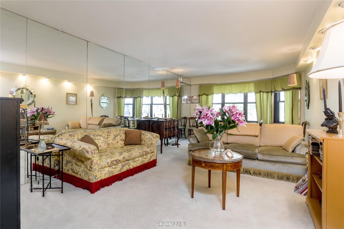 Photo for The Carlton East - 220 East 57th Street Cooperative in Midtown East, Manhattan