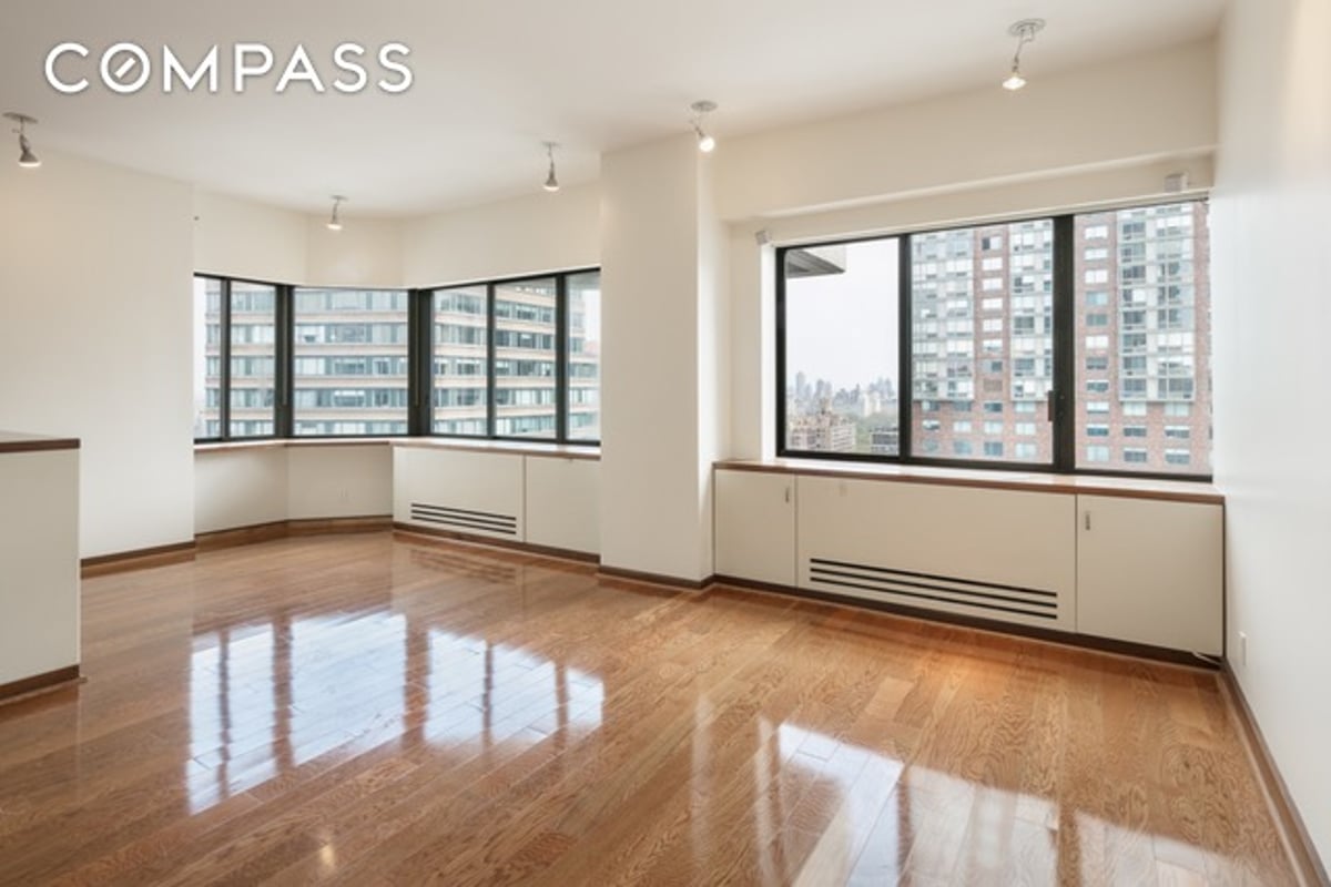 Photo for Bel Canto - 1991 Broadway Condominium in Upper West Side, Manhattan