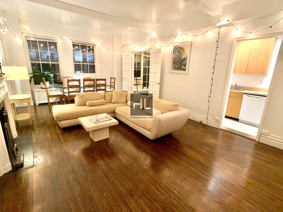 Photo for The Griffon - 77 Park Avenue Condominium in Murray Hill, Manhattan