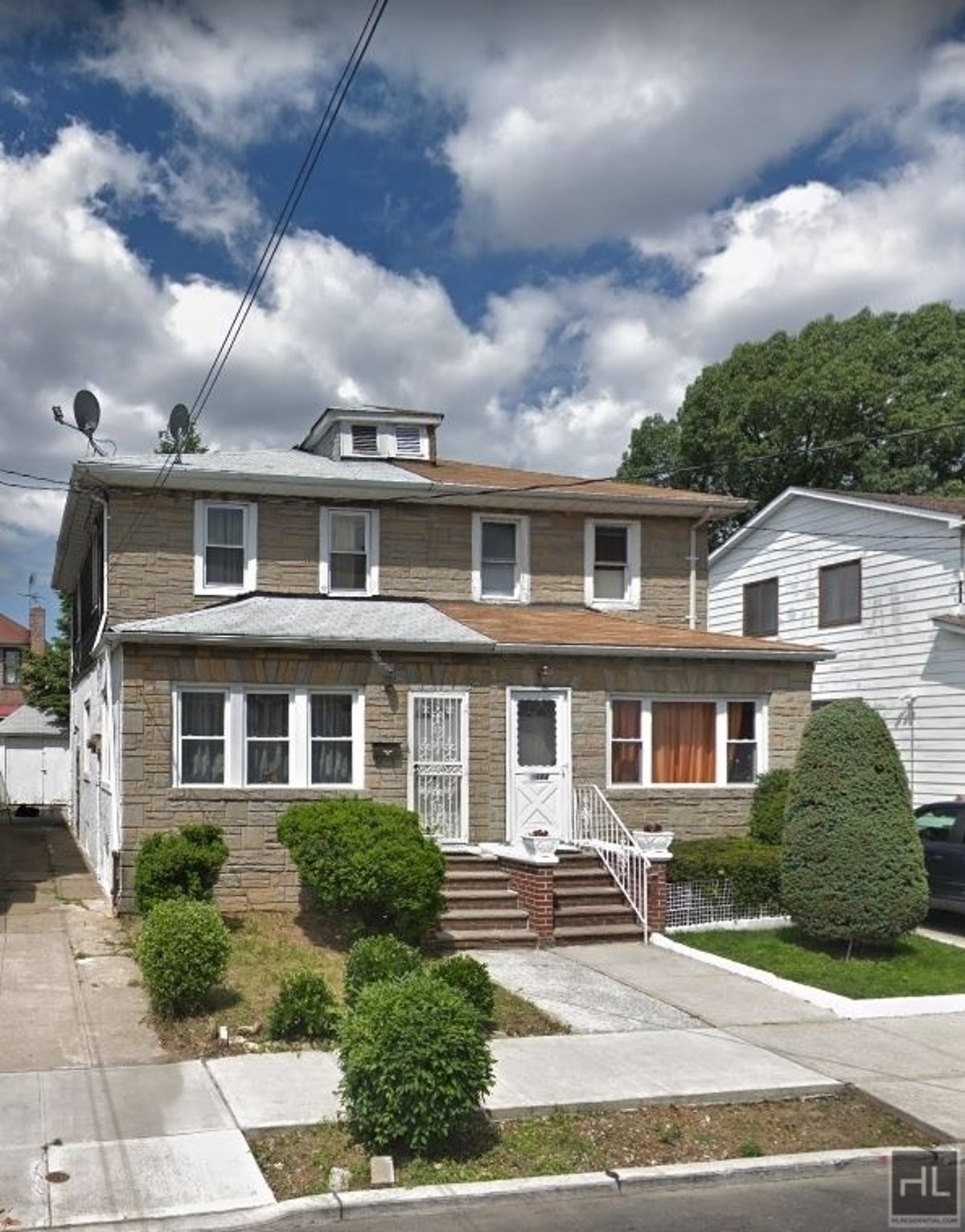 WHOLE HOUSE FOR RENT 4 BEDOOMS/ 2 FULL BATH/SCHENECTADY AVENUE/PRIME