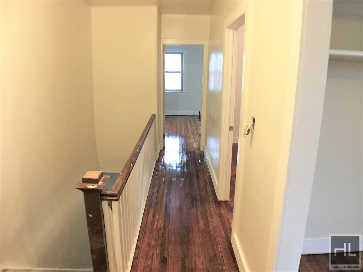 WHOLE HOUSE FOR RENT 4 BEDOOMS/ 2 FULL BATH/SCHENECTADY AVENUE/PRIME