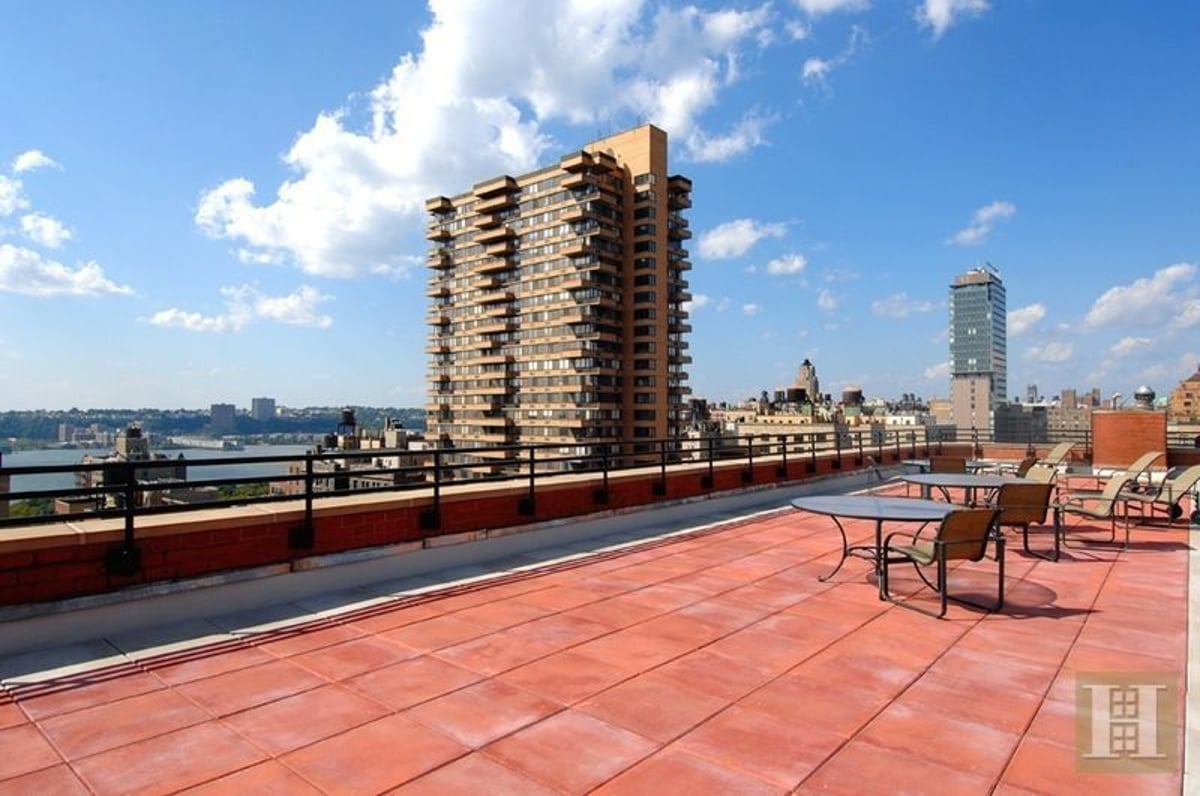 Photo for The Princeton House - 215 West 95th Street Condominium in Upper West Side, Manhattan