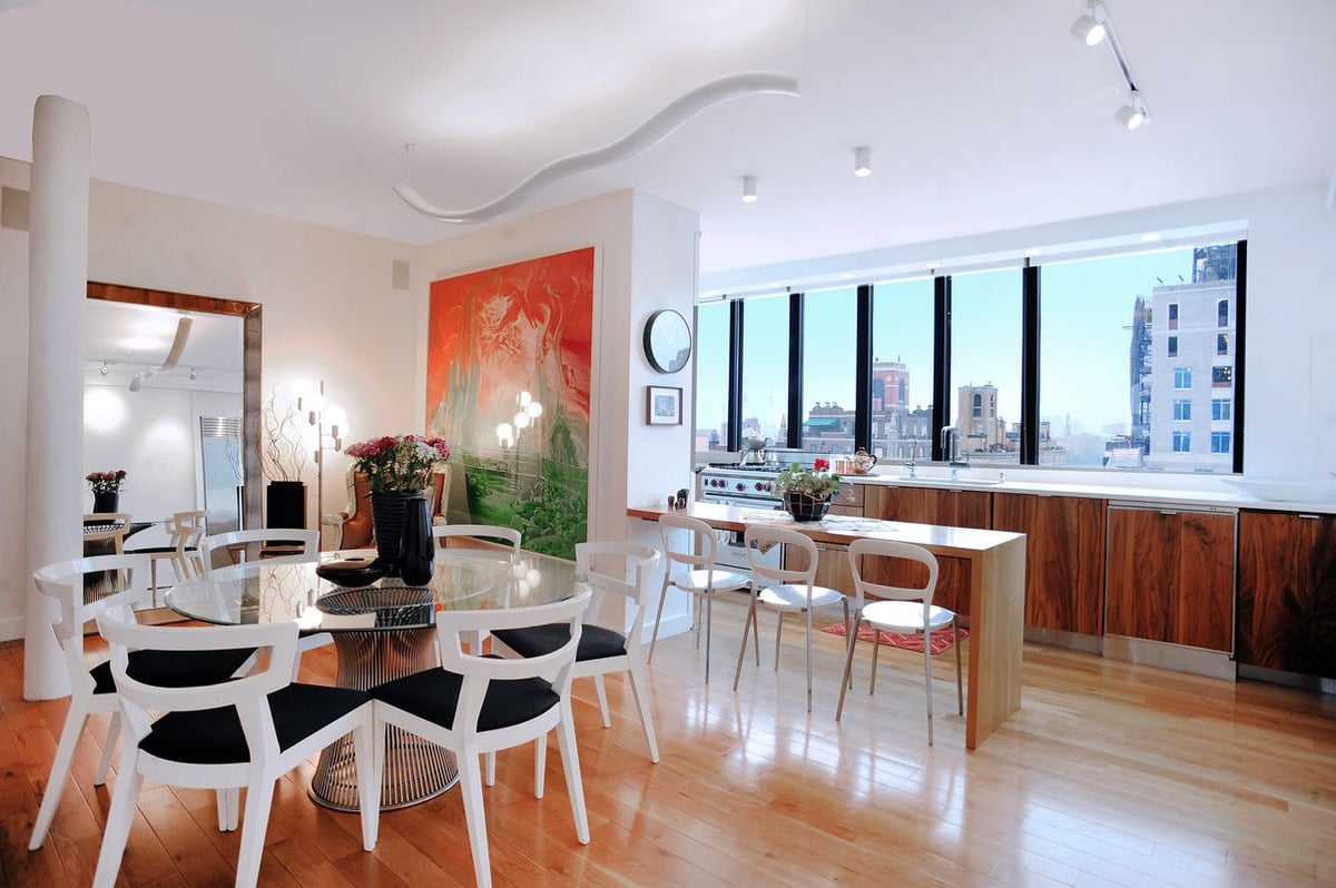 Photo for 52 EAST END AVENUE - 52 East End Avenue Condominium in Upper East Side, Manhattan