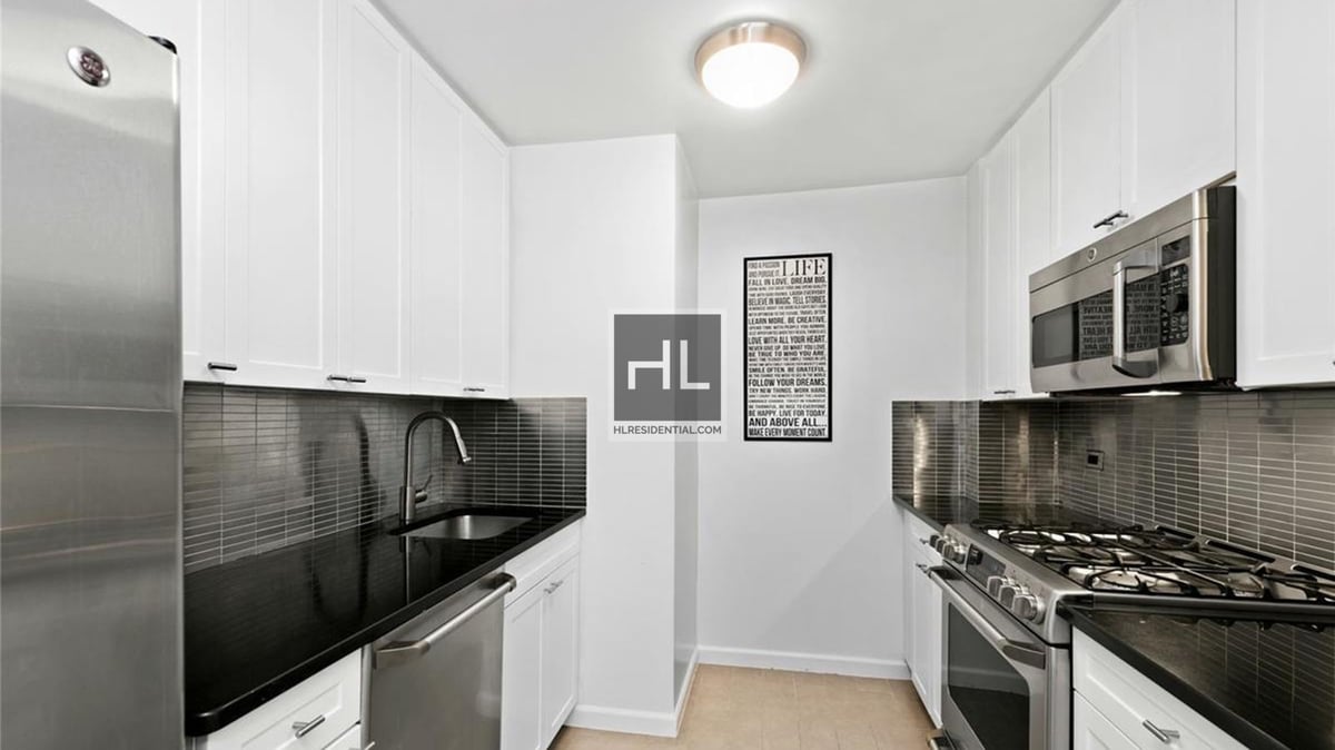 Photo for The Chesapeake House - 201 East 28th Street Cooperative in Kips Bay, Manhattan