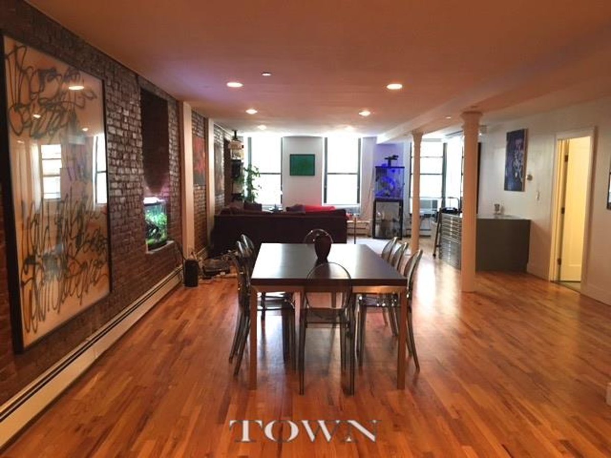 Photo for The Walton - 264 Water Street Condominium in Financial District, Manhattan