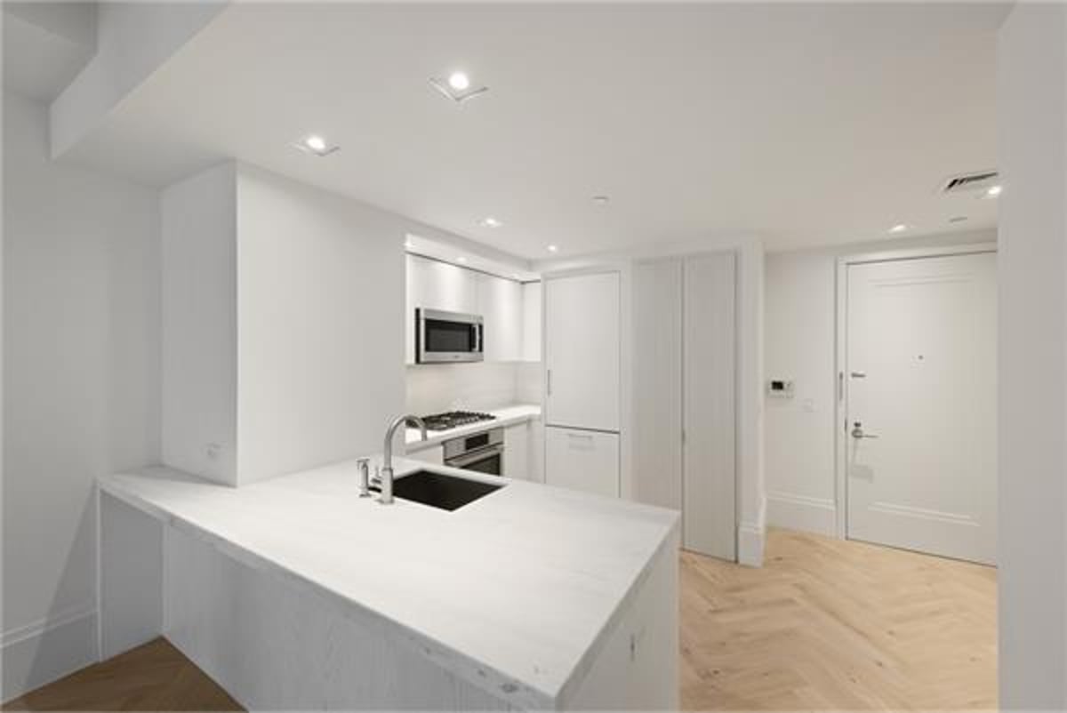 Photo for 101 Wall Street - 101 Wall Street Condominium in Financial District, Manhattan