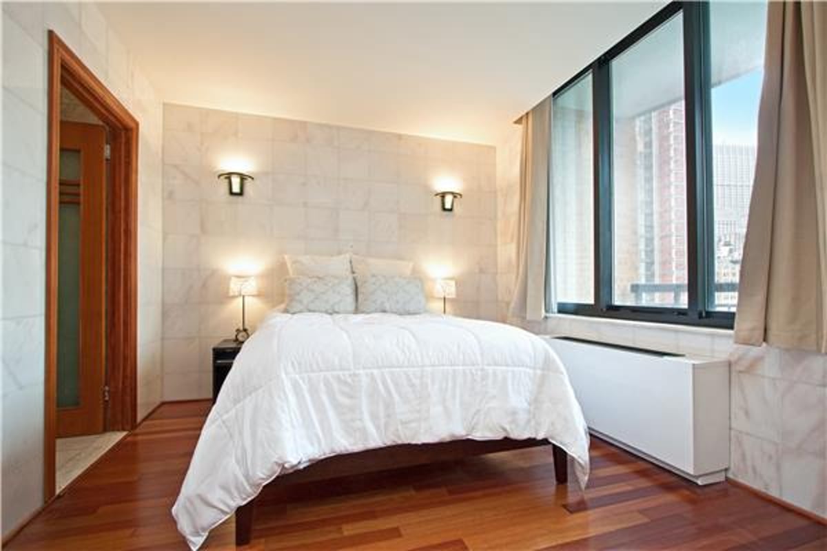 Photo for Liberty View - 99 Battery Place  (Cps1 Cd88-319) Condominium in Battery Park City, Manhattan