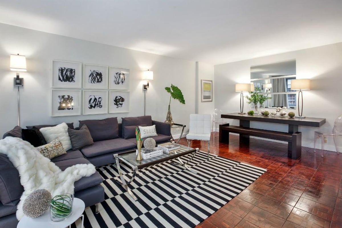 Photo for The George - 433 East 56th Street Cooperative in Midtown East, Manhattan