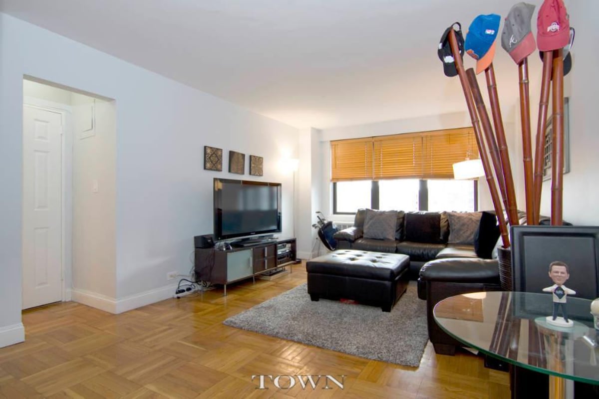 Photo for 301 East 63rd Street - 301 East 63rd Street Cooperative in Lenox Hill, Manhattan