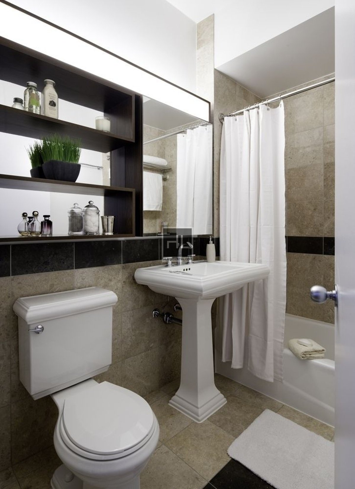 Photo for The Sierra - 125 West 14th Street Condominium in Chelsea, Manhattan