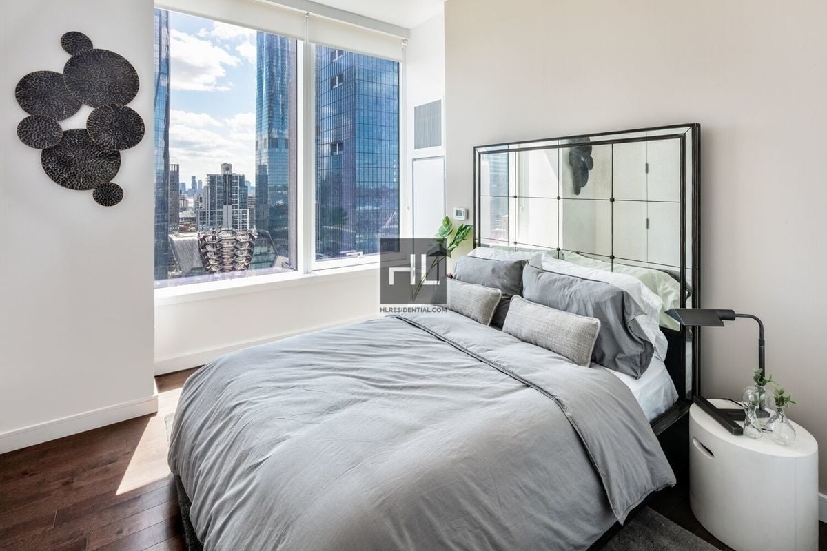 Photo for Hudson 36 - 515 West 36th Street Rental Building in Hudson Yards, Manhattan