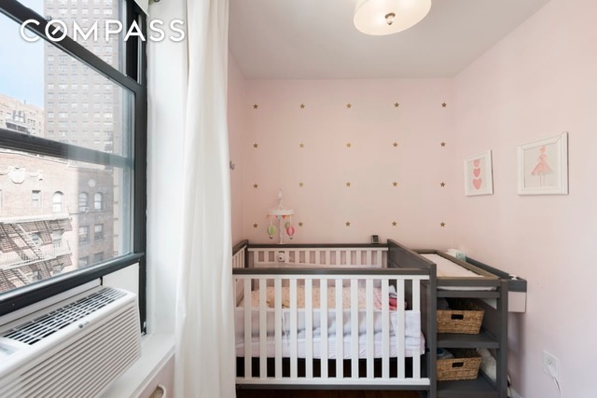 Photo for 342 East 53rd Street - 342 East 53rd Street Cooperative in Midtown East, Manhattan