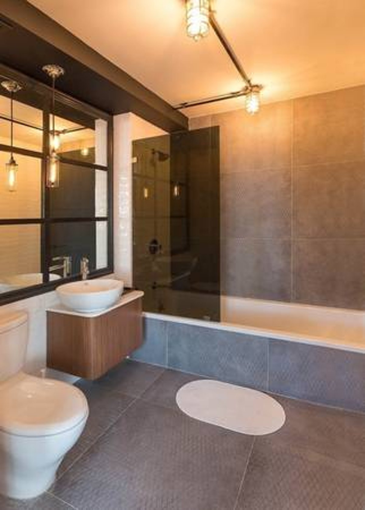 Photo for Leonard Pointe - 395 Leonard Street Rental Building in Williamsburg, Brooklyn