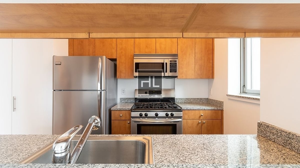 Photo for 455W37 - 453 West 37th Street Rental Building in Hudson Yards, Manhattan