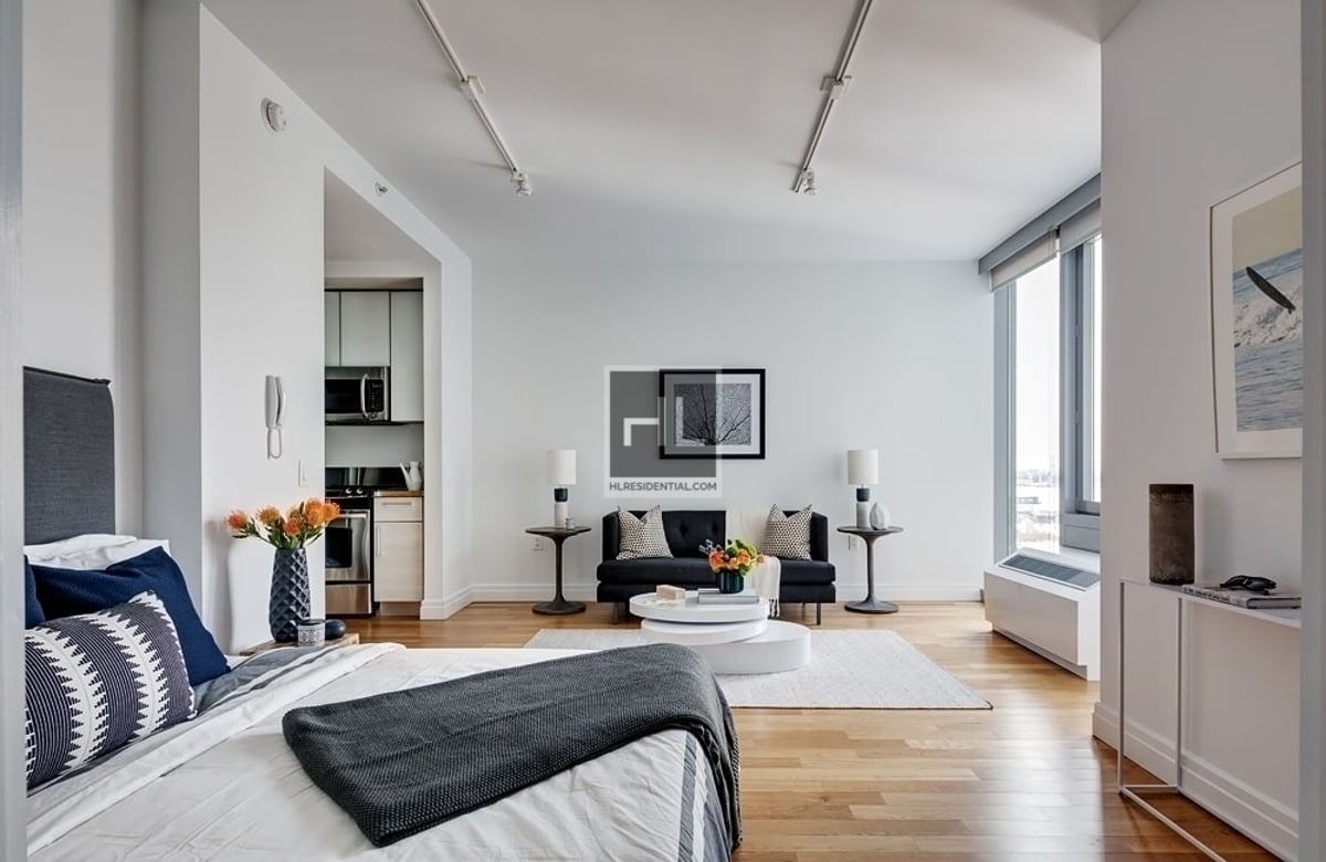 Photo for Mercedes House - 550 West 54th Street Condominium in Hell's Kitchen, Manhattan