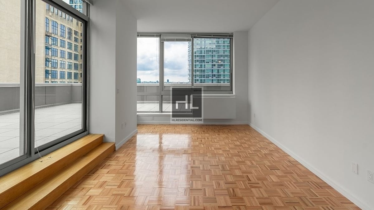 Photo for 455W37 - 453 West 37th Street Rental Building in Hudson Yards, Manhattan