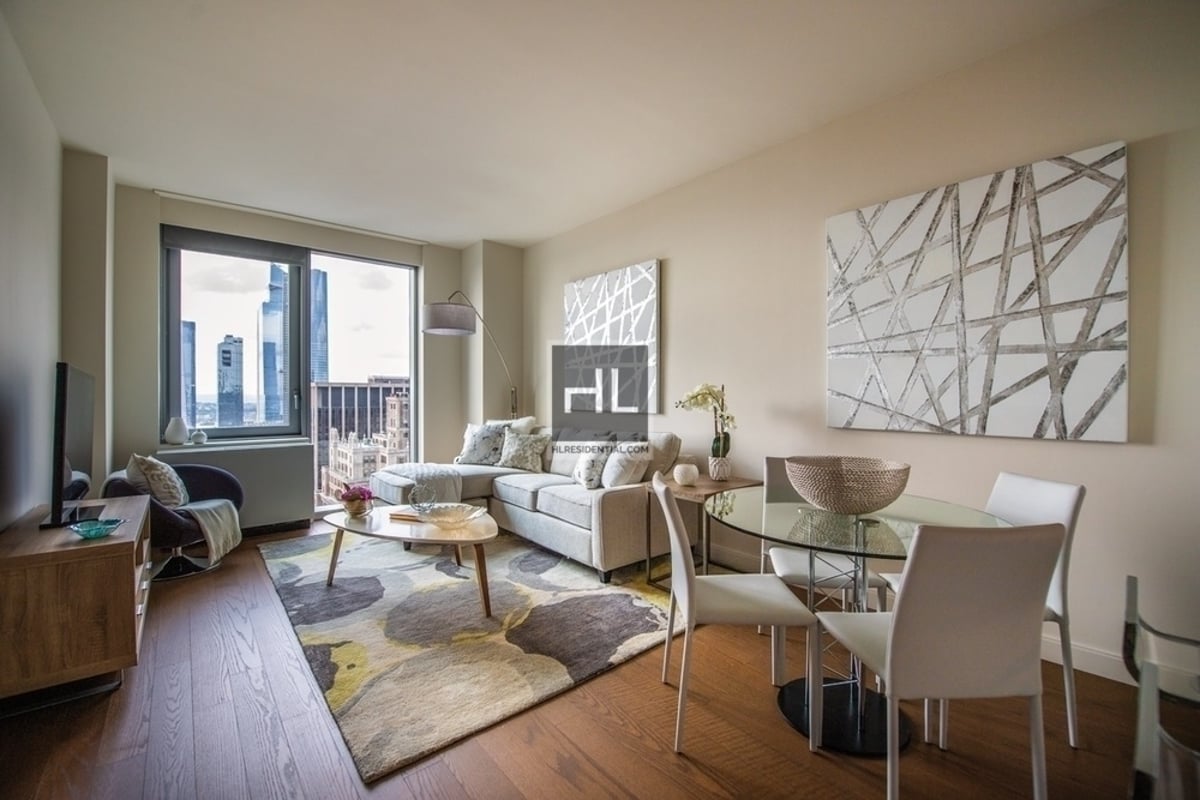 Photo for EOS - 855th Avenue Of The Americas Condominium in , Manhattan