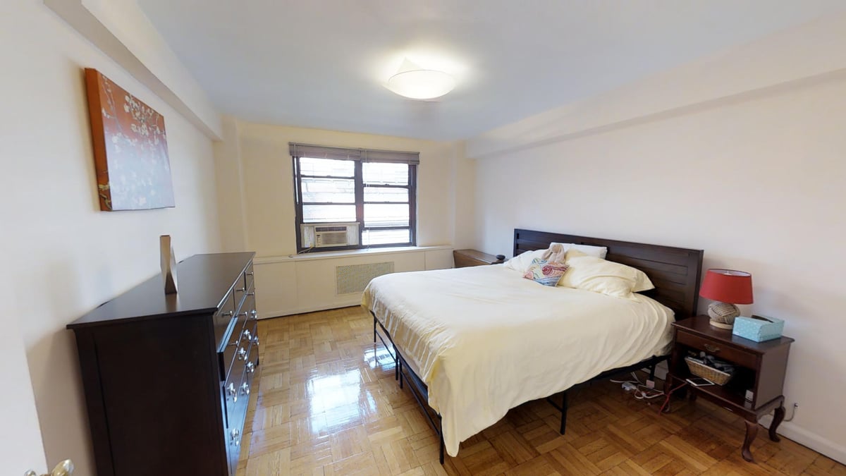 Photo for Lex 54 - 135 East 54th Street Condominium in Midtown East, Manhattan