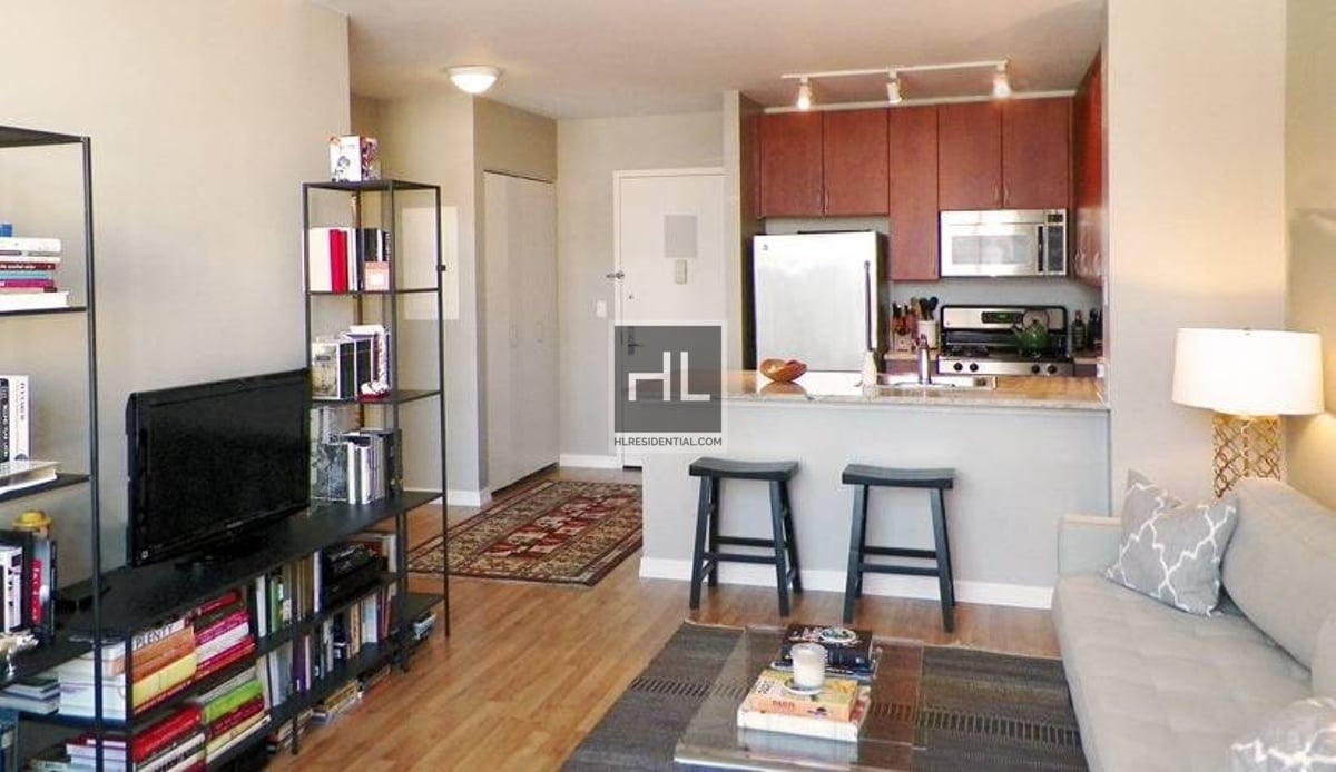 Photo for The Nicole - 400 West 55th Street Rental Building in Hell's Kitchen, Manhattan