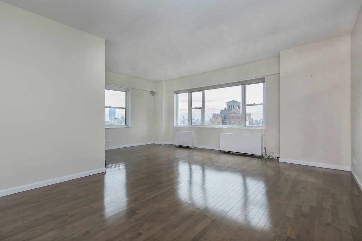 Photo for Georgetown Plaza - 60 East 8th Street Condominium in Noho, Manhattan