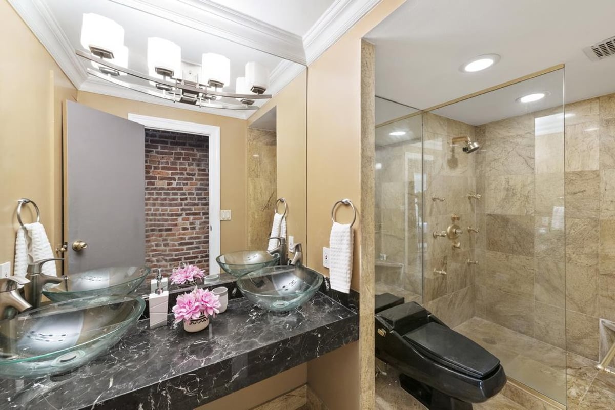 Photo for 410 West 25th Street - 410 West 25th Street Cooperative in Chelsea, Manhattan