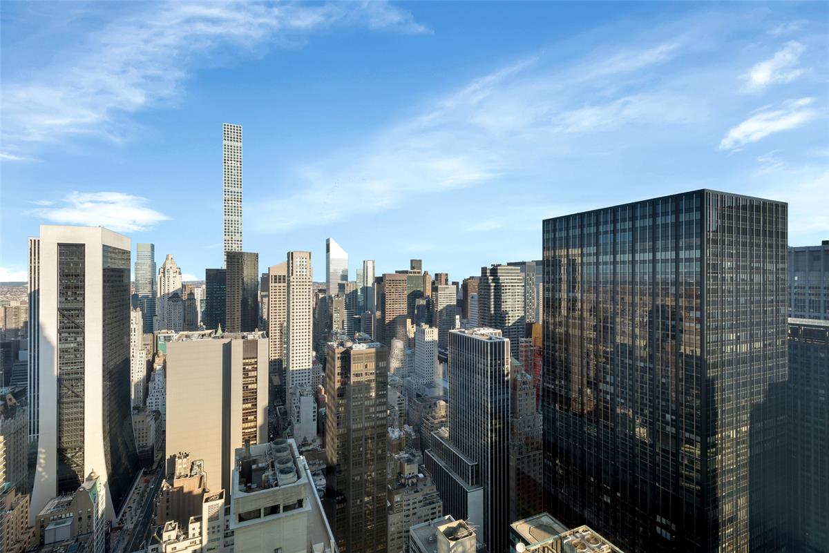 Photo for Metropolitan Tower - 146 West 57th Street Condominium in Midtown, Manhattan