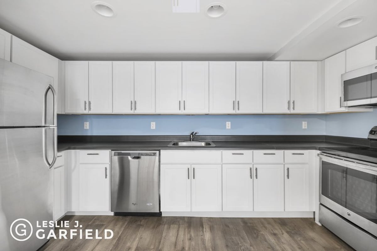 Photo for 350 West 55th - 350 West 55th Street Rental Building in Hell's Kitchen, Manhattan