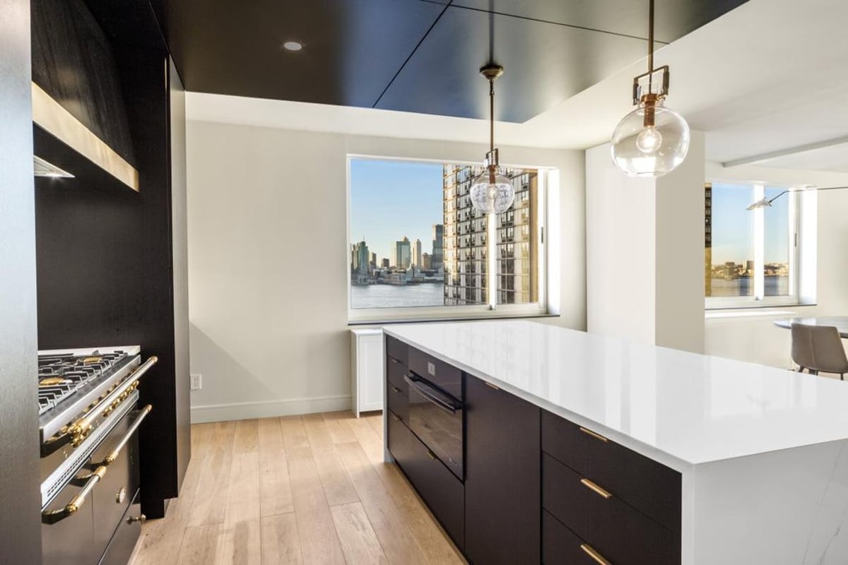 Photo for Hudson View East - 250 South End Avenue Condominium in Battery Park City, Manhattan