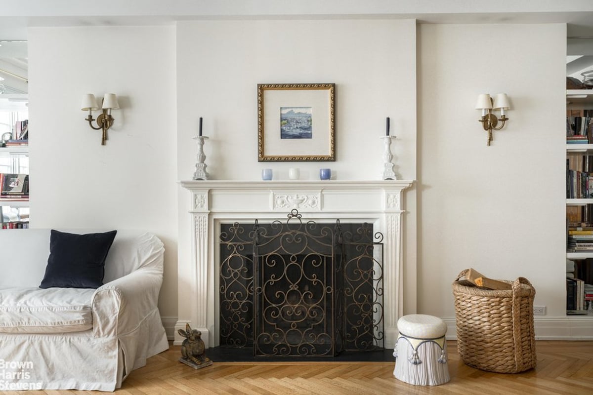 Photo for 50 EAST 72ND STREET - 50 East 72nd Street Condominium in Upper East Side, Manhattan