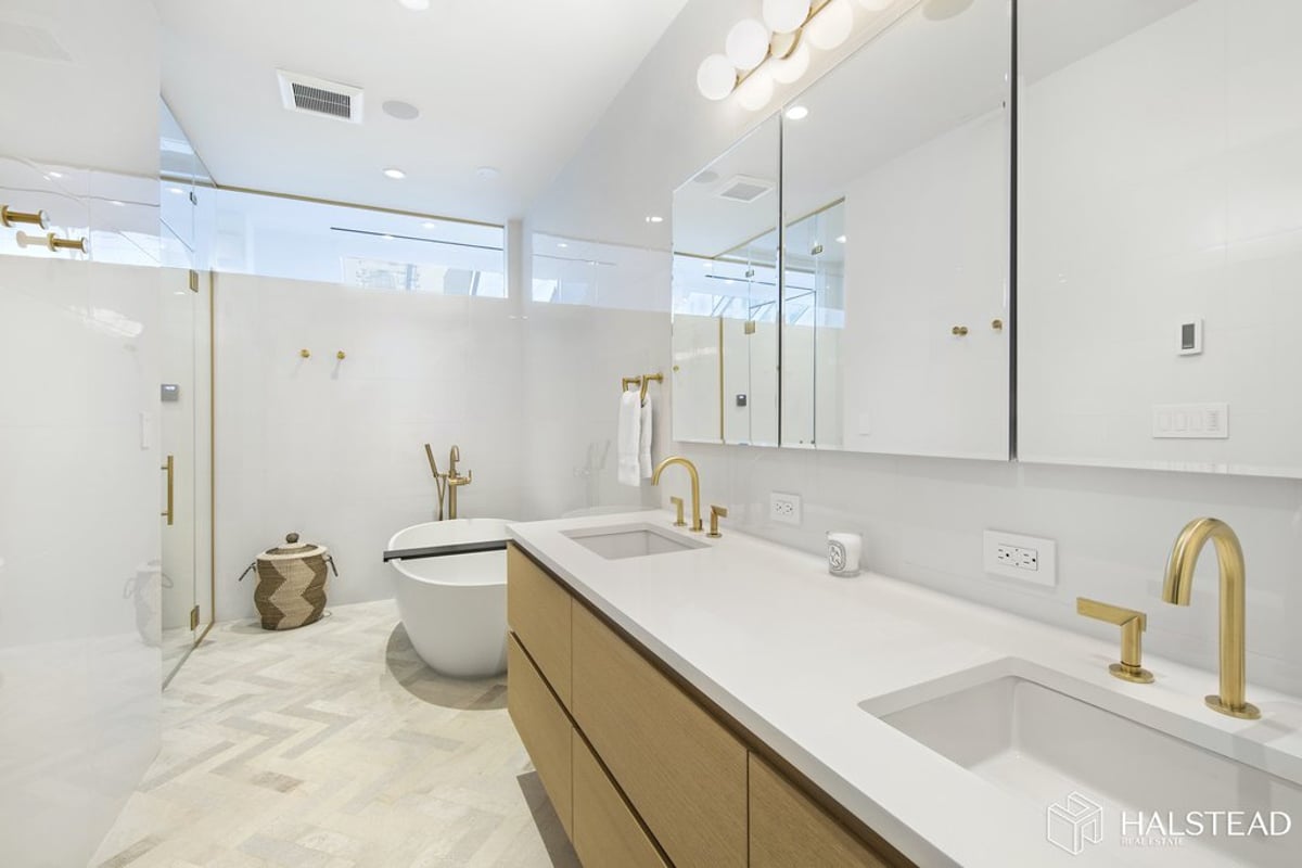 Photo for 45 WARREN STREET - 45 Warren Street Condominium in Tribeca, Manhattan