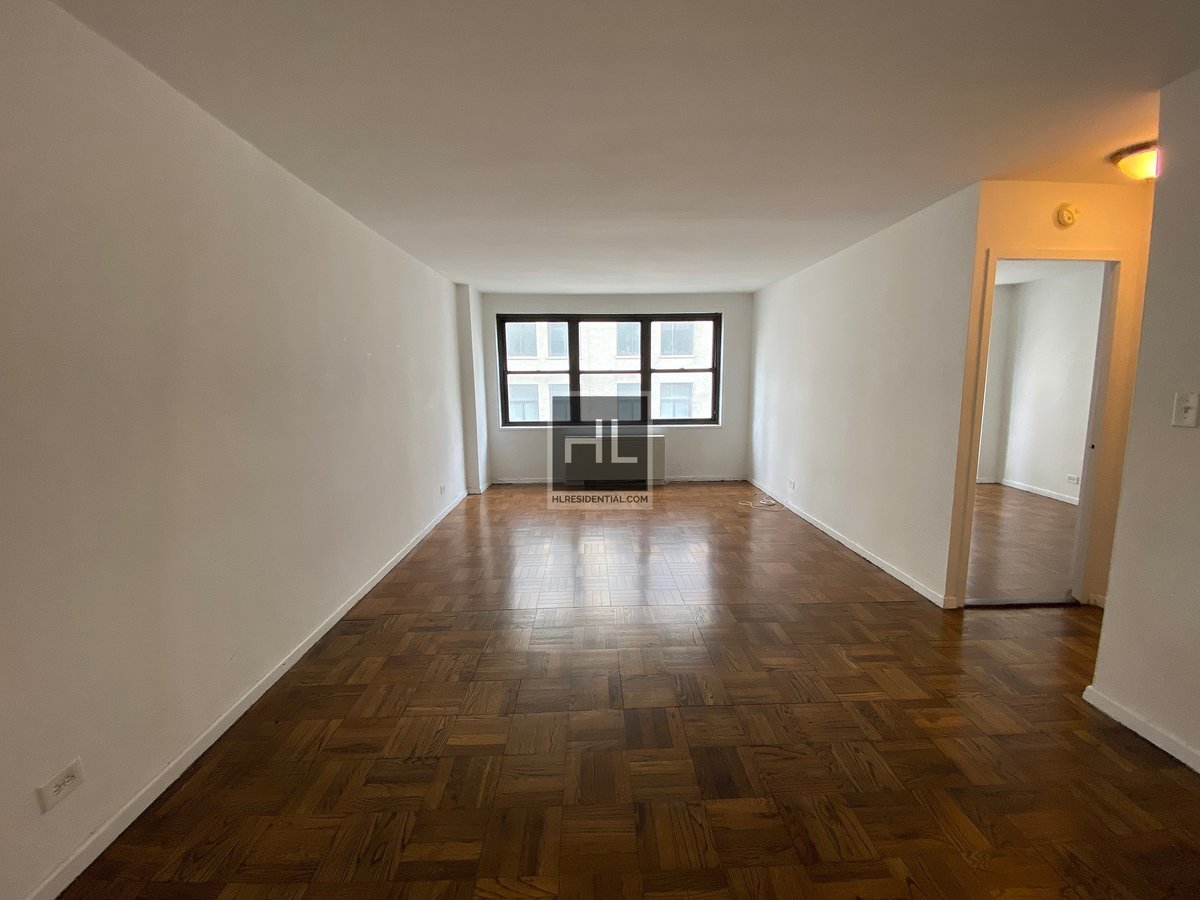 Photo for Mayfair Fifth - 96 5th Avenue Rental Building in Flatiron, Manhattan