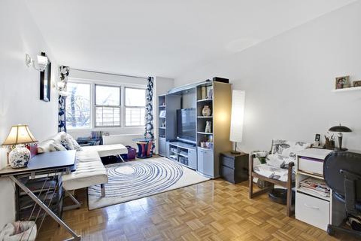 Photo for The Mansion House - 525 East 82nd Street Cooperative in Upper East Side, Manhattan