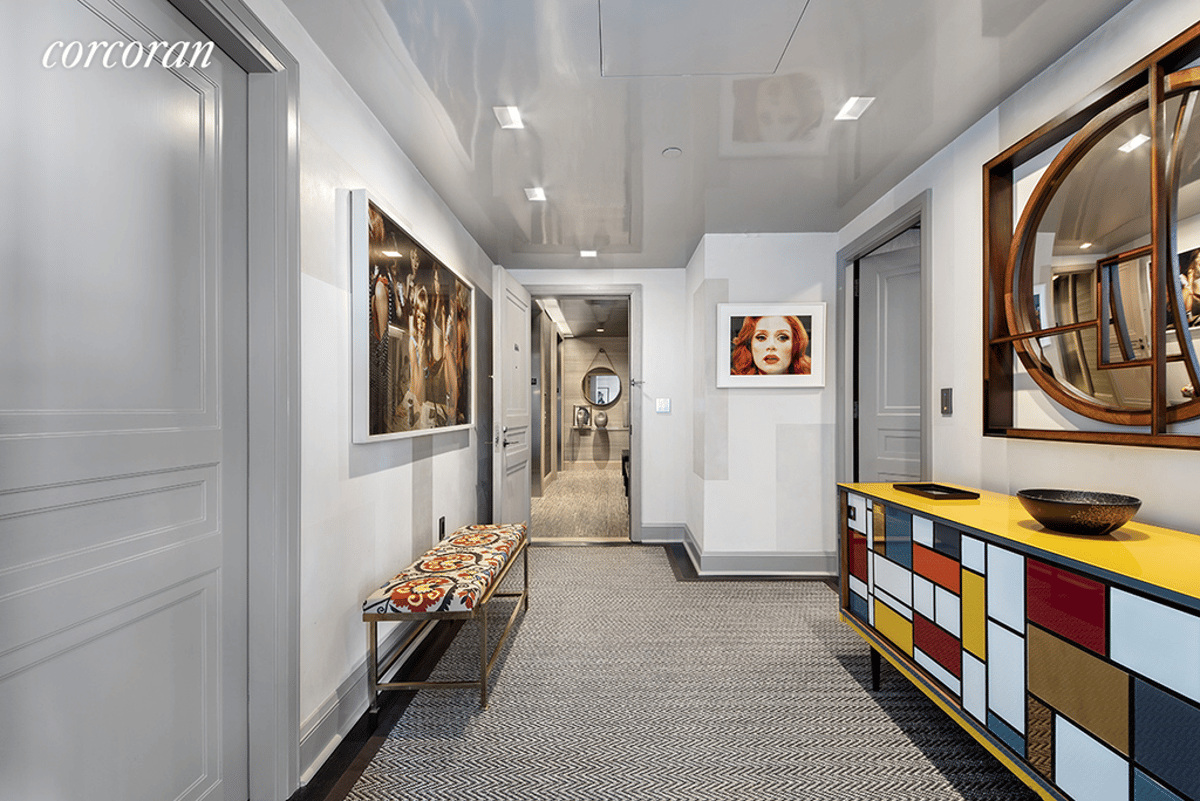 Photo for 170 East End Avenue - 170 East End Avenue Condominium in Upper East Side, Manhattan