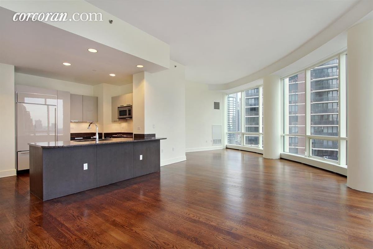 Photo for The Alexander - 250 East 49th Street Condominium in Midtown East, Manhattan