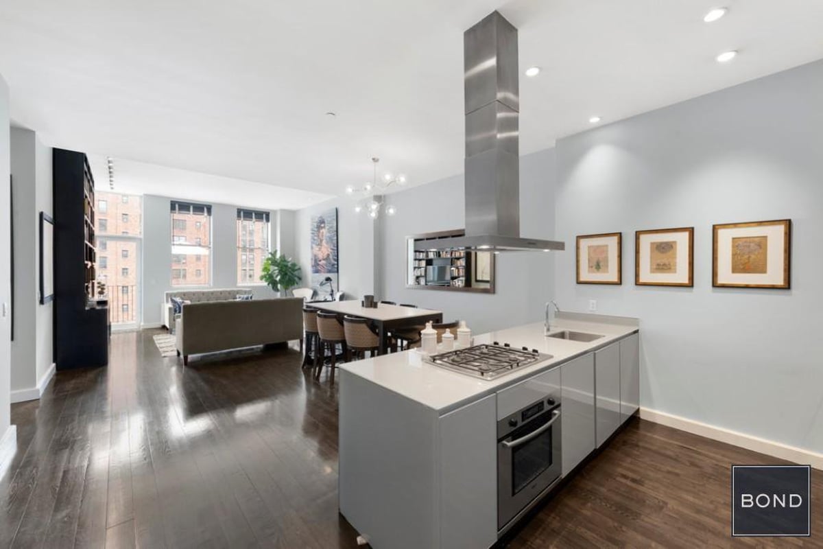Photo for Loft 25 - 420 West 25th Street Condominium in Chelsea, Manhattan