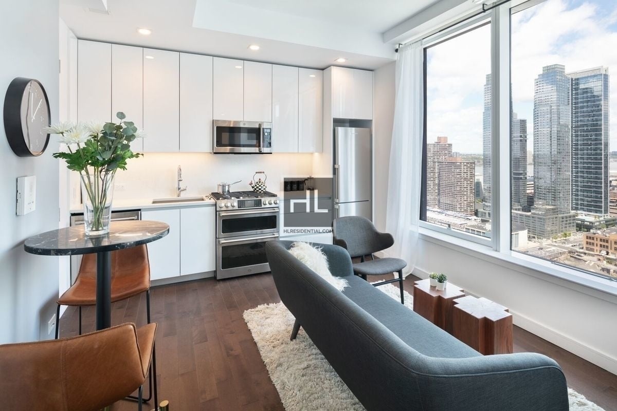 Photo for Hudson 36 - 515 West 36th Street Rental Building in Hudson Yards, Manhattan