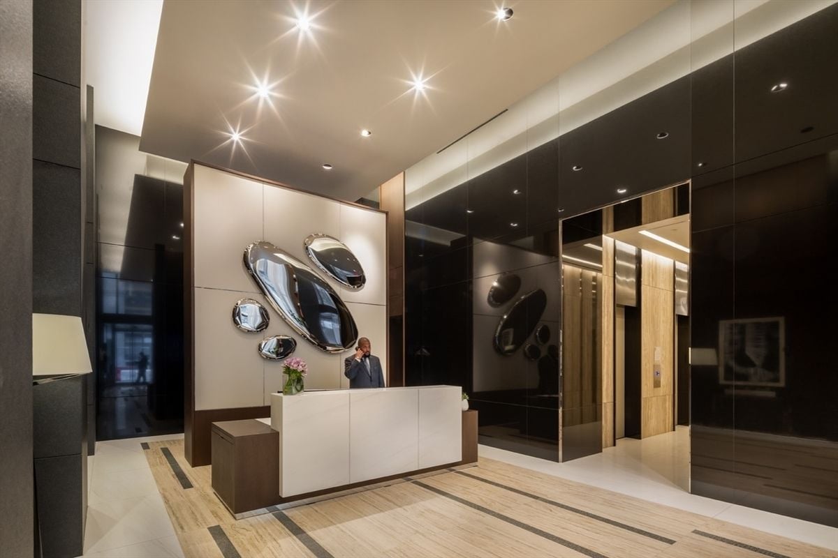 Photo for 277 Fifth Ave - 277 Fifth Avenue Condominium in Flatiron, Manhattan
