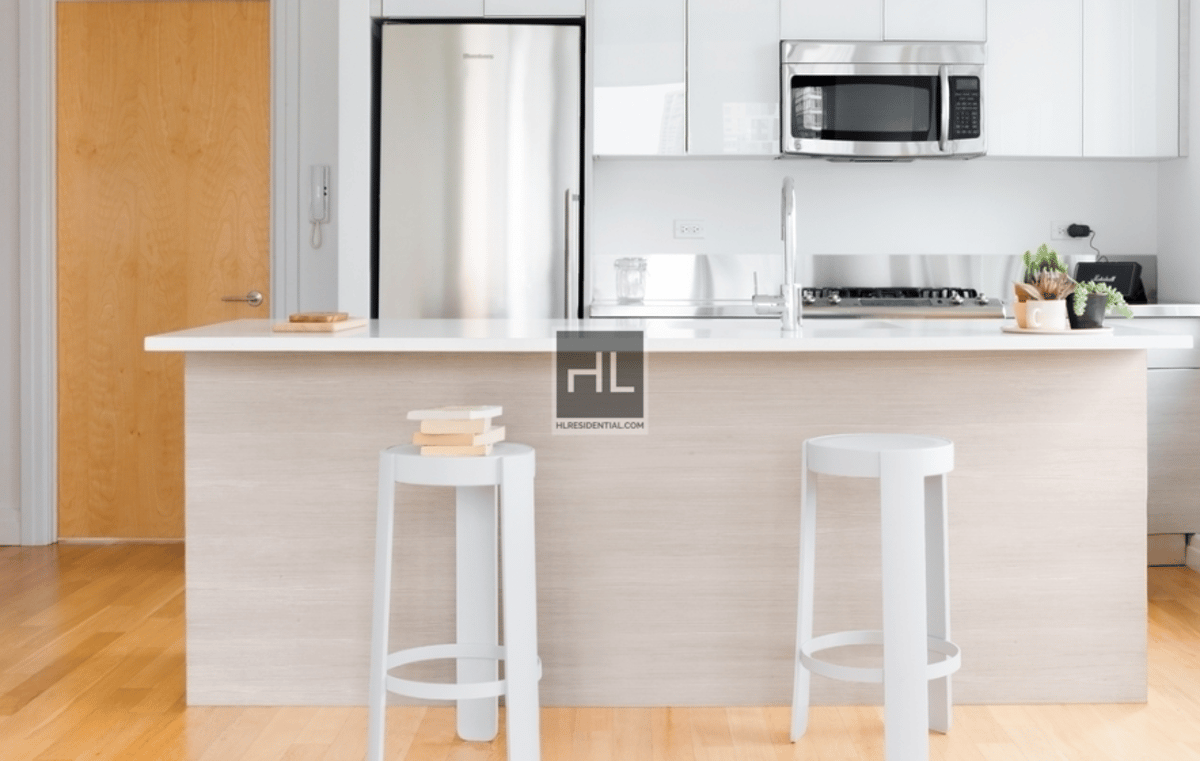 Photo for Mercedes House - 550 West 54th Street Condominium in Hell's Kitchen, Manhattan