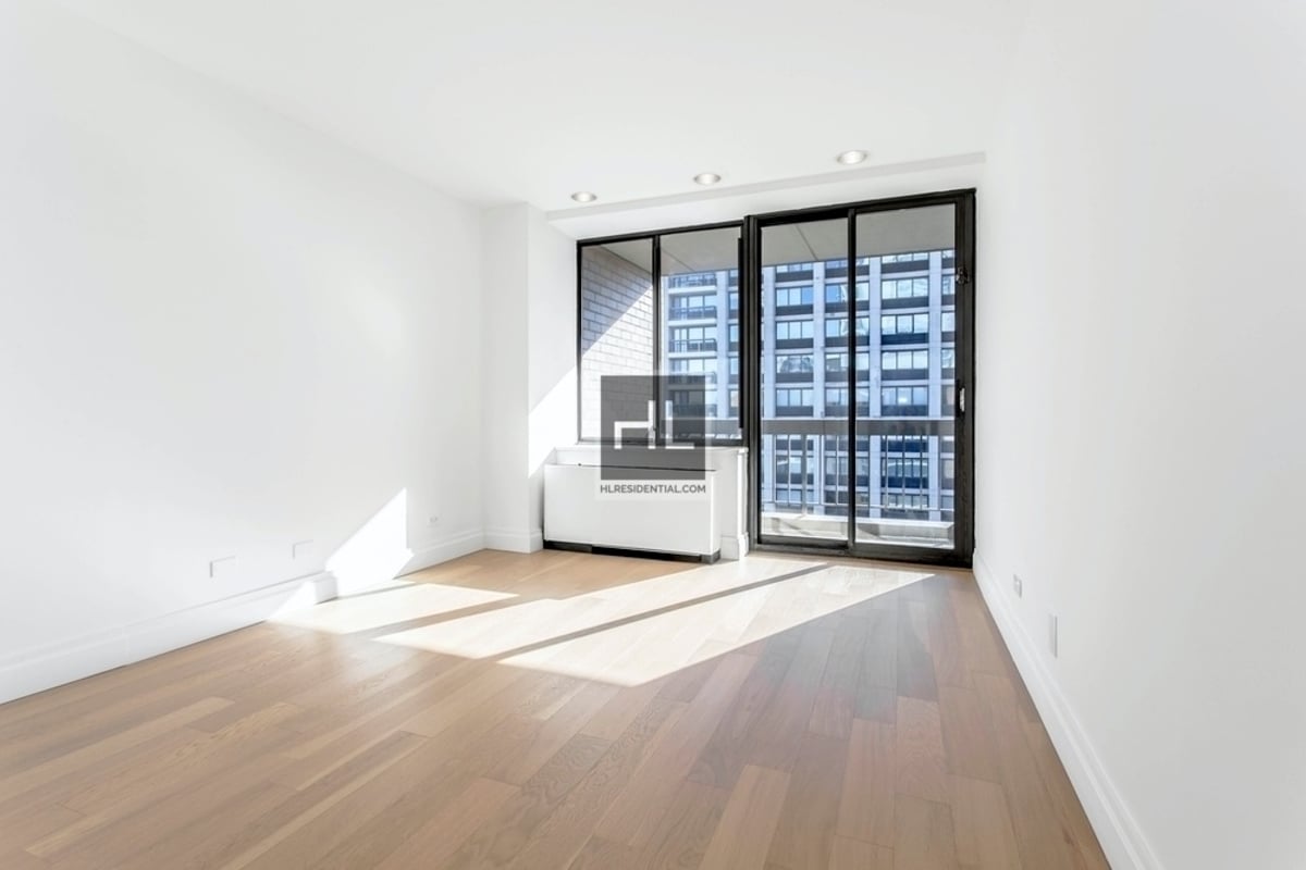 Photo for LE TRIOMPHE - 245 East 58th Street Rental Building in Sutton Place, Manhattan