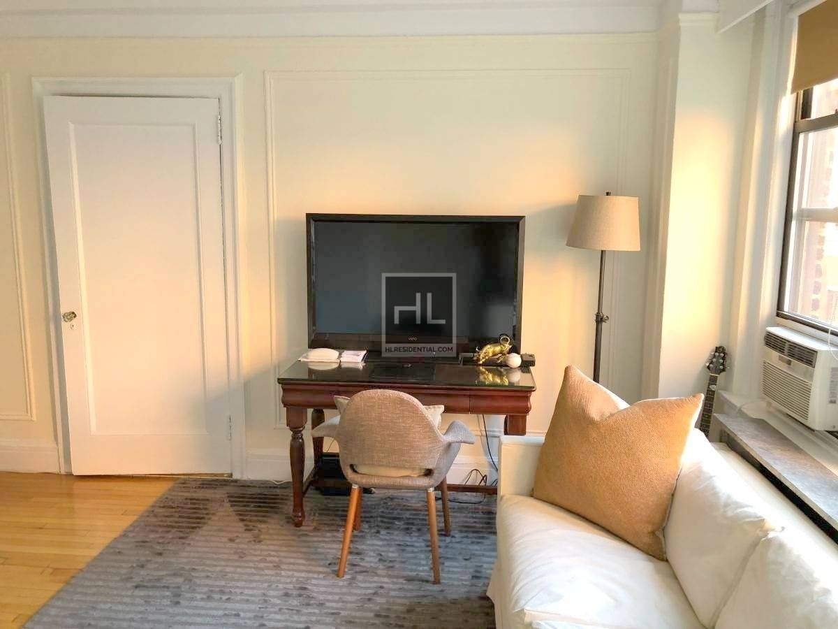 Photo for La Bourgogne - 157 East 72nd Street Condominium in Upper East Side, Manhattan