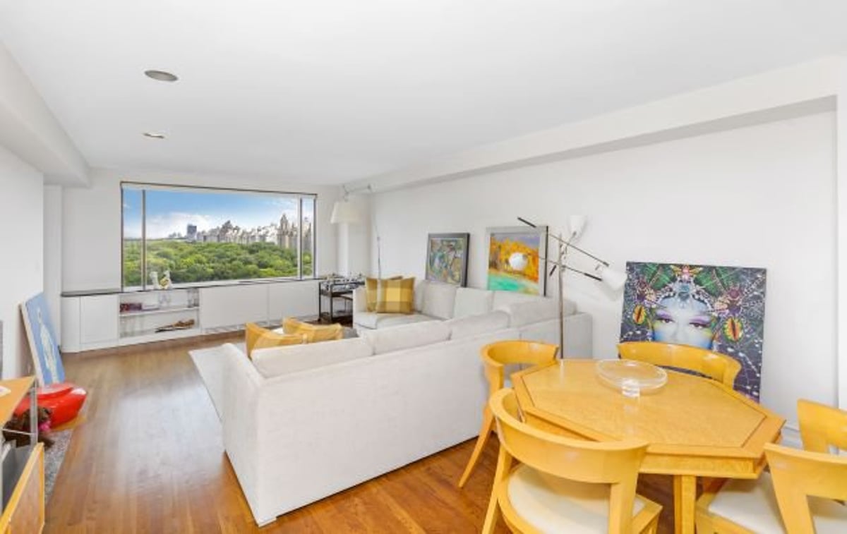 Photo for 40 CENTRAL PARK SOUTH - 40 Central Park South Rental Building in Central Park South, Manhattan