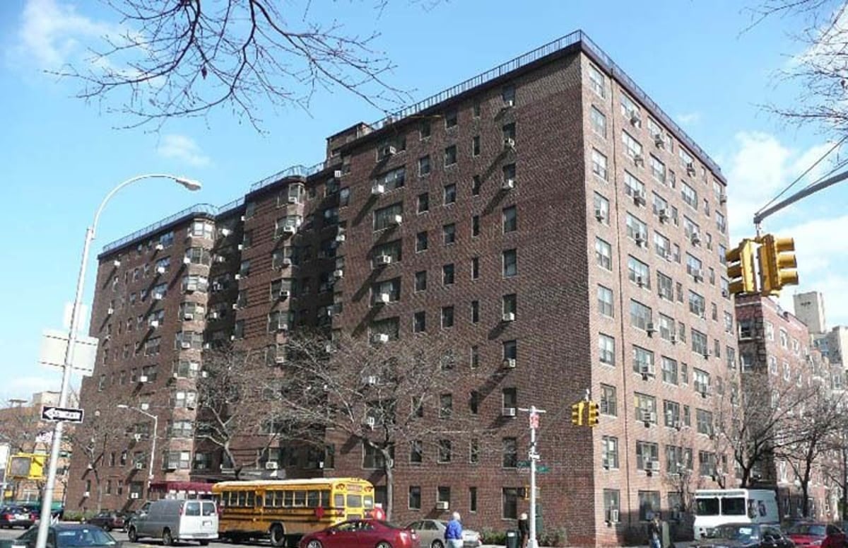 Photo for 1700 YORK AVENUE - 1700 York Avenue Rental Building in Upper East Side, Manhattan