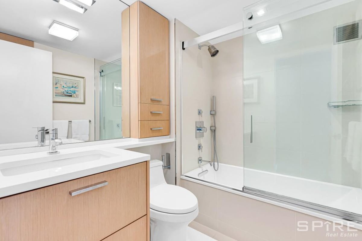 Photo for 309 East 49th Street - 309 East 49th Street Condominium in Midtown East, Manhattan