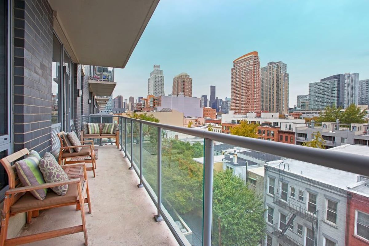 Photo for One Hunters Point - 5-49 Borden Avenue Condominium in Long Island City, Queens