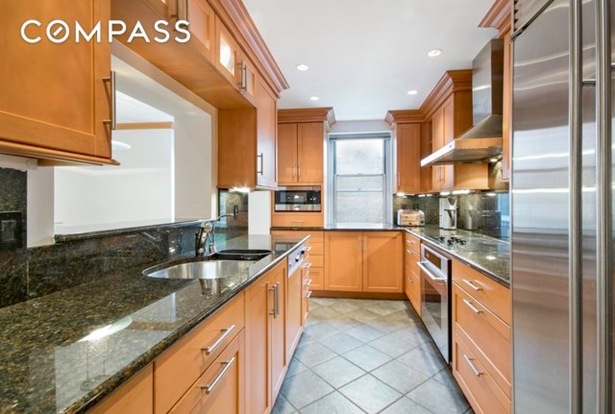 Photo for 201 EAST 62 STREET - 201 East 62nd Street Cooperative in Upper East Side, Manhattan