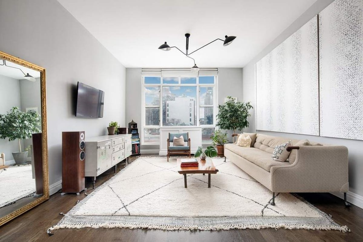 Photo for Moinian-90 Washington St. - 90 Washington Street Rental Building in Financial District, Manhattan