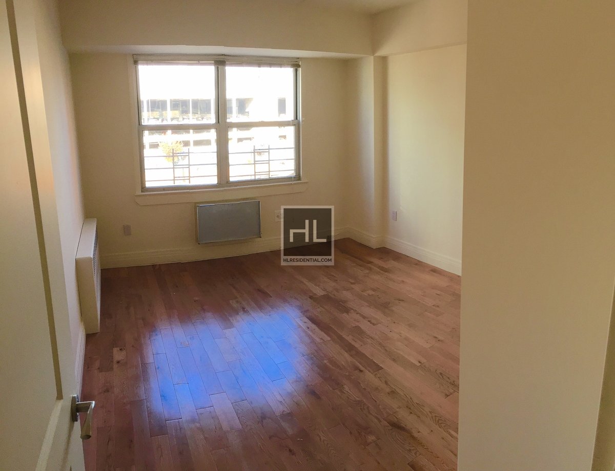 Photo for State Renaissance Court - 200 Schermerhorn Street Rental Building in Downtown Brooklyn, Brooklyn